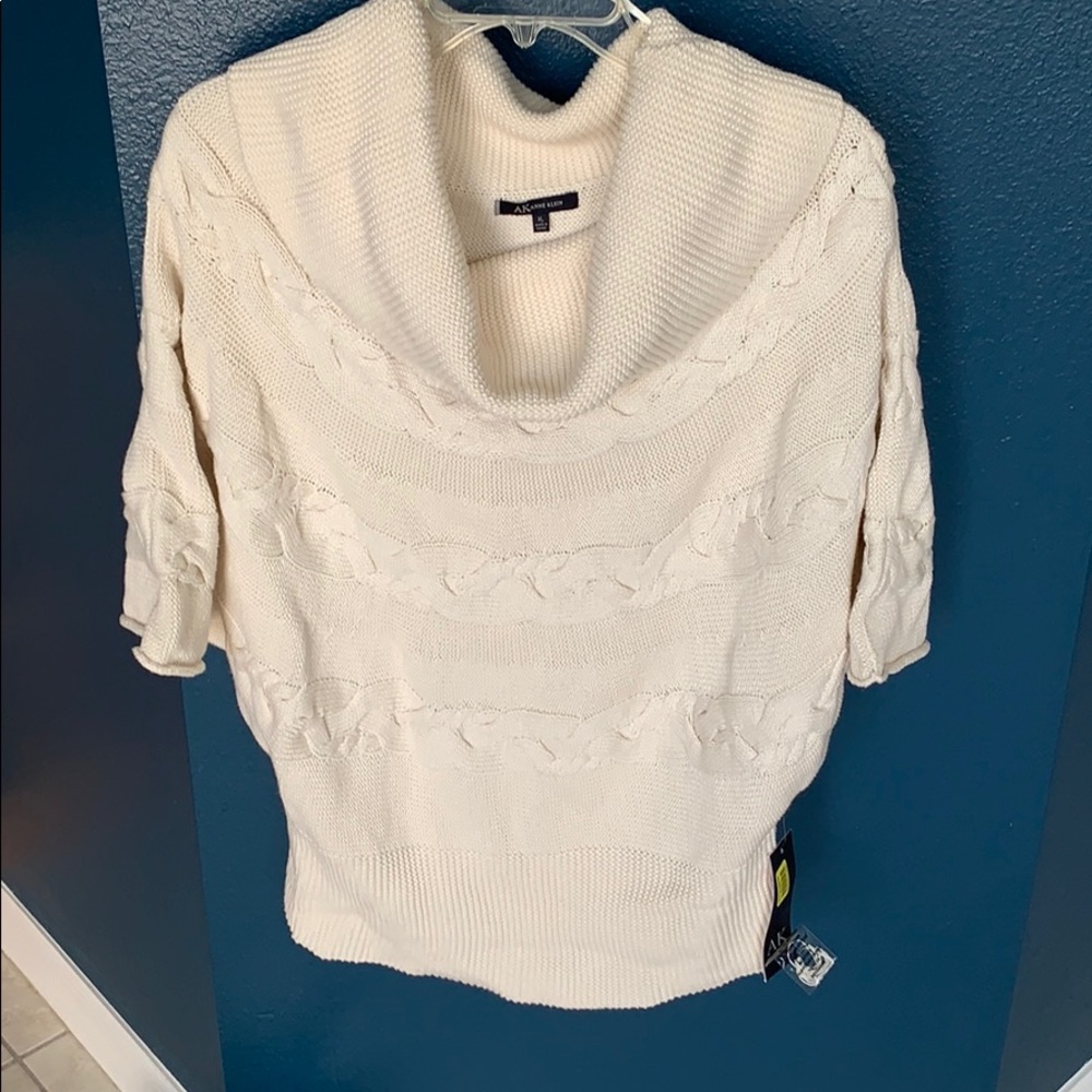 Sweater- cowl neck, cable